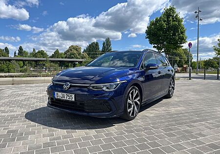 VW Golf Volkswagen 1.5 eTSI OPF 110kW DSG R-Line Variant R...