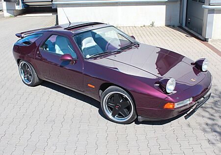 Porsche 928 S4: orig. Werkswagen, Vollausst., Scheckheft