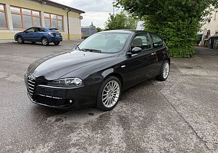 Alfa Romeo 147 1.6 16V TS ECO Sportiva Sportiva