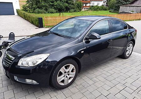 Opel Insignia 1.8 Design Edition Design Edition