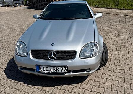 Mercedes-Benz SLK 200 -AMG Paket