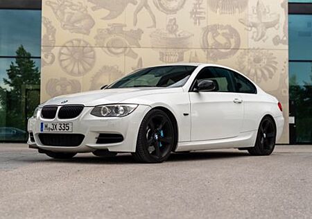 BMW 335is | N54 | 326ps | DKG | Leder | Sondermodell