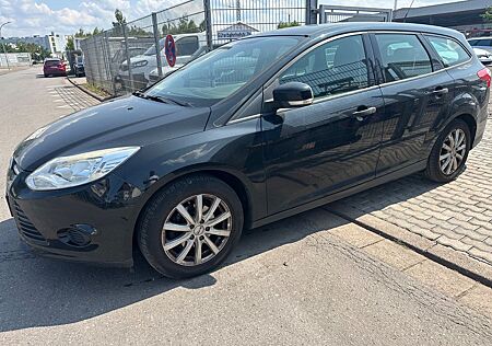 Ford Focus Turnier Ambiente Klimaanlage