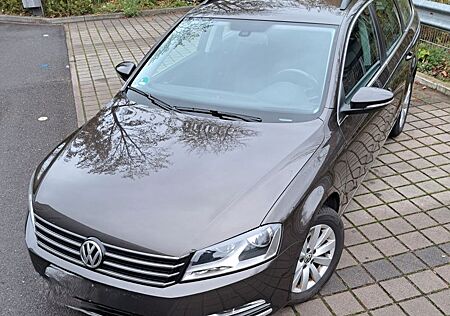 VW Passat Variant Volkswagen 2.0 TDI DSG Comfortline BMT V...