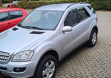 Mercedes-Benz ML 280 CDI 4MATIC -