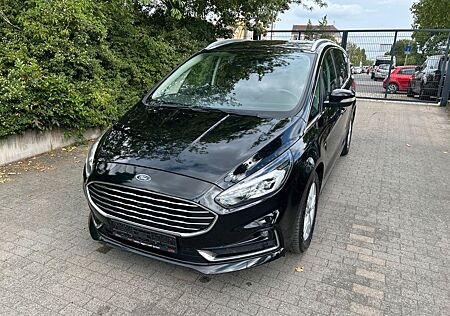 Ford S-Max Titanium