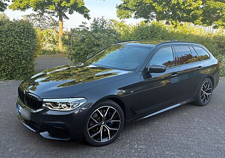 BMW 530d xDrive Touring A -