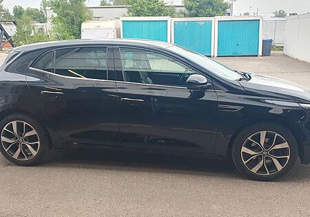 Renault Megane ENERGY TCe 130 Bose Edition Bose Edition