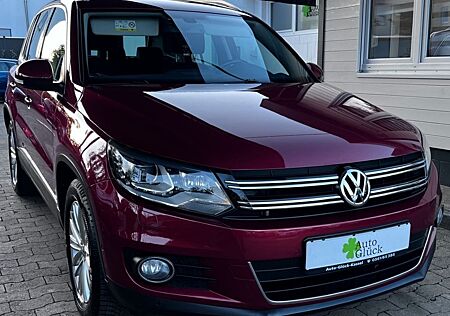 VW Tiguan Volkswagen Tiguan1,4l Cup Sport & Style BMT /Navi+SHZ+2.Ha