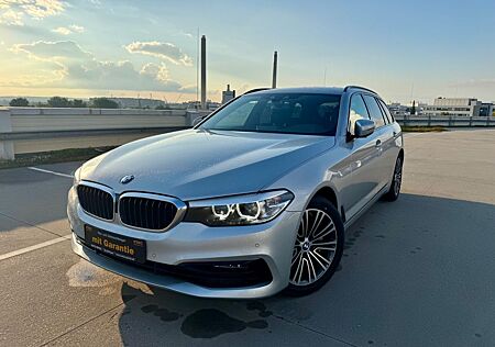 BMW 530 d Touring xDrive Sport Line VIRTUAL*NAVI*LED