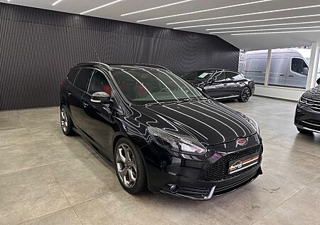 Ford Focus Turnier ST 2.0*Tempomat*Sitzheizung*Recaro