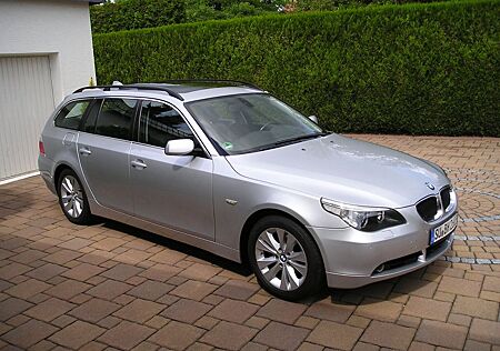 BMW 525i touring , Leder, Navi, Head up Bestzustand