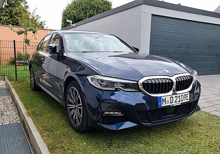 BMW 330e M Sport, Laser, AHK, HUD, Driv. Ass. Prof.
