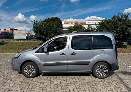 Peugeot Partner Tepee Outdoor Panoramadach PDC Kamera