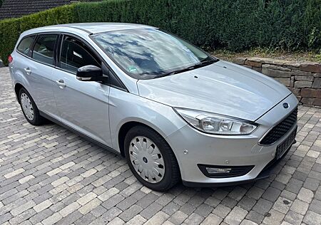 Ford Focus 1,5TDCi 77kW S/S ECOnetic 88g Busin Turn