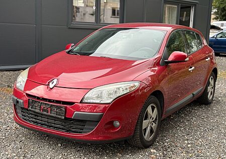 Renault Megane III Lim. 5-trg. Dynamique*1,5D*Klima*
