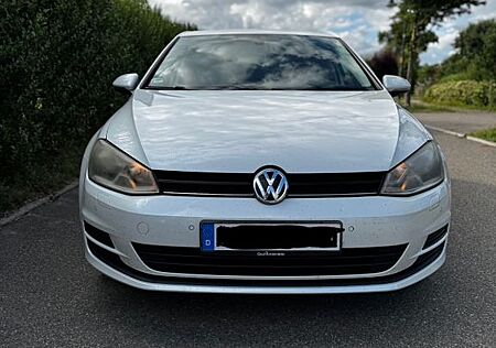 VW Golf Volkswagen 7 | Comfortline | 8-Fach Bereift