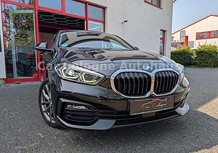 BMW 120 i SHZ/LHZ/HIFI/PDC/CARPLAY/18ZOLL/SCHECKHEFT