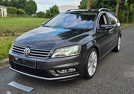 VW Passat Variant Volkswagen 2.0 TDI DSG 4MOT 125kW Comf B...