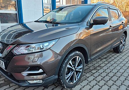 Nissan Qashqai 1,2 DIG-T N-Connecta 360°Kamera Panorama