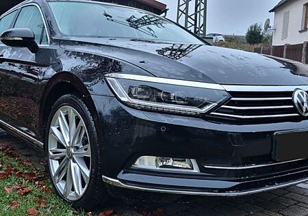 VW Passat Variant Volkswagen DSG BMT Highline 19" AHK Pano