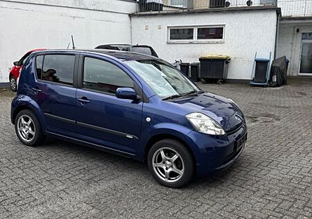 Daihatsu Sirion 1.3 -