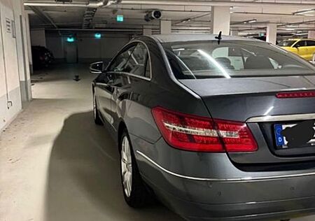 Mercedes-Benz E 320 E 350 CDI Coupé