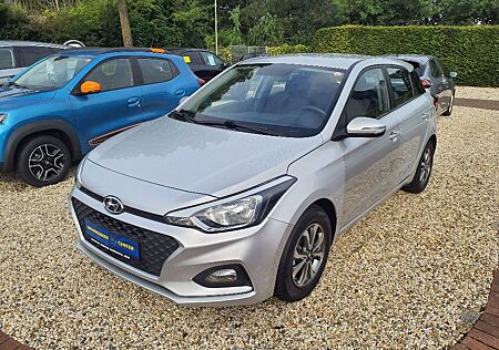 Hyundai i20 1.2 Select - KLIMA,AWR,USB,AS&G