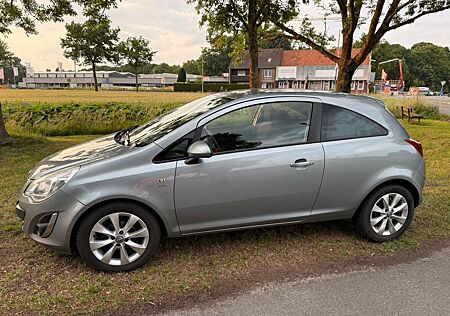 Opel Corsa 1.4 Active