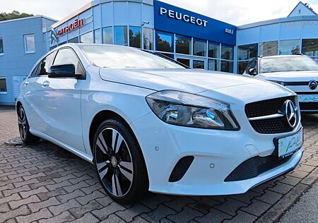 Mercedes-Benz A 250 4MATIC Urban 7G-DCT*Sitzheiz.*Navi*