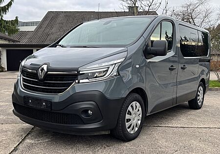 Renault Trafic Combi L1H1 2,8t Life 9-sitzer Automatik