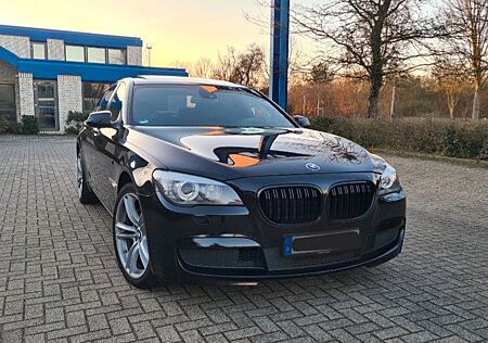 BMW 730d - M Paket ab Werk