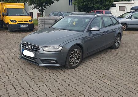 Audi A4 2.0 TDI 100kW ultra Attraction Avant Attr...