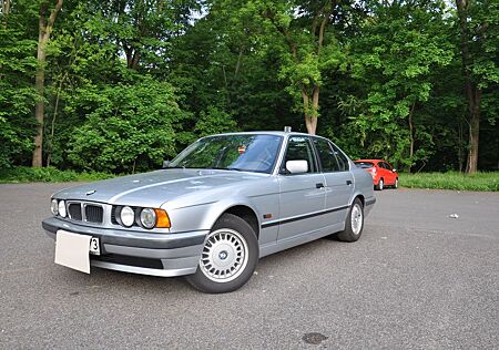 BMW 520i Limousine Executive