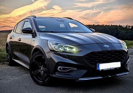 Ford Focus 1,5 EcoBoost 110kW Active AHK/8 Fach Alu