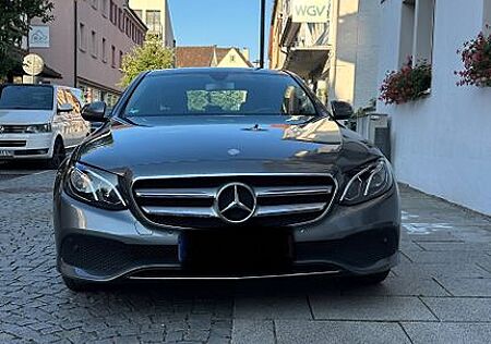 Mercedes-Benz E 220 d AVANTGARDE Autom. AVANTGARDE