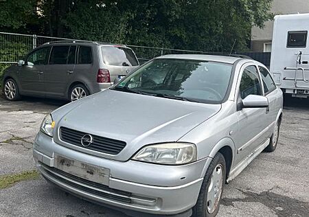 Opel Astra 1.6