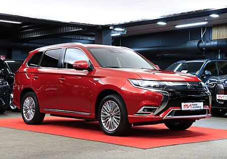 Mitsubishi Outlander PHEV Plus 4WD