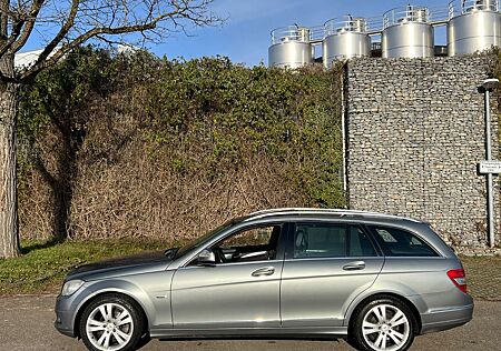 Mercedes-Benz C 180 T Kompressor/PDC/AUTOMATIK/SITZH/AVANTGARD