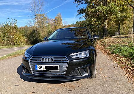 Audi A4 45 TFSI S tronic quattro S line Avant S line