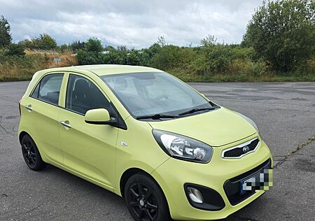 Kia Picanto 1.0 FIFA World Cup Edition FIFA Worl...