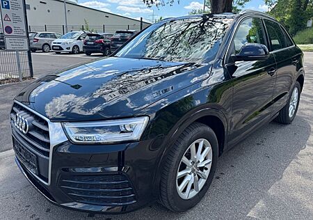 Audi Q3 Sport LED S-tronic Kamera Keyless Go Navi AHK