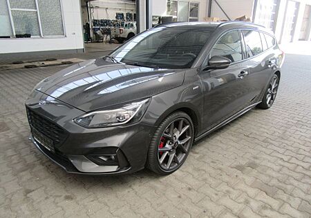 Ford Focus Turnier 1.5 EcoBoost ST-LINE