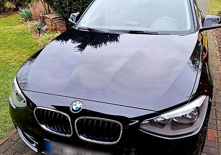 BMW 116i Sport Line Sport Line