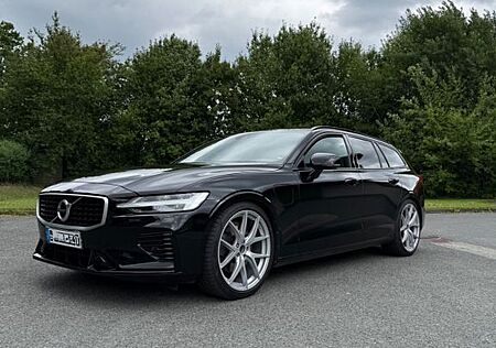 Volvo V60 T8 Twin Engine AWD Geartronic R Design R...