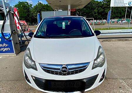 Opel Corsa 1.4 / 87 PS / Lenkrad + Sitzheizung