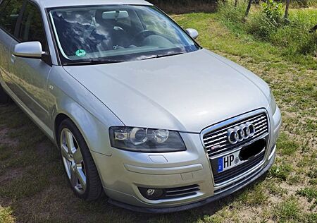 Audi A3 2.0 FSI S line TÜV NEU
