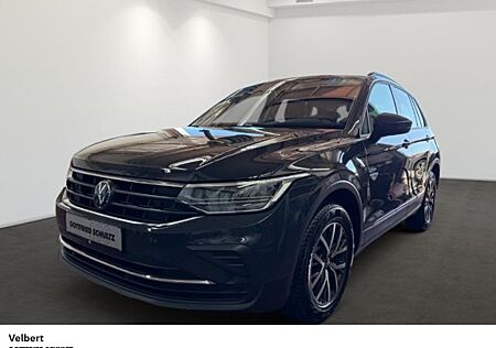 VW Tiguan Volkswagen Life 1.5 TSI BMT DSG - Anhängerkupplun