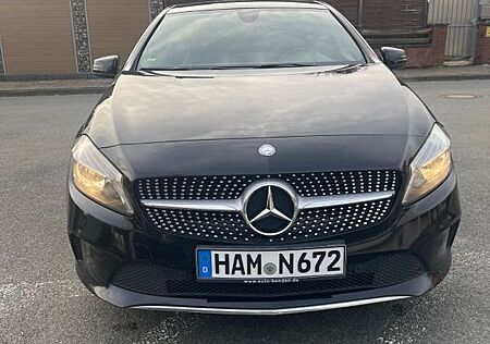 Mercedes-Benz A 200 CDI 4MATIC StreetStyle DCT StreetStyle