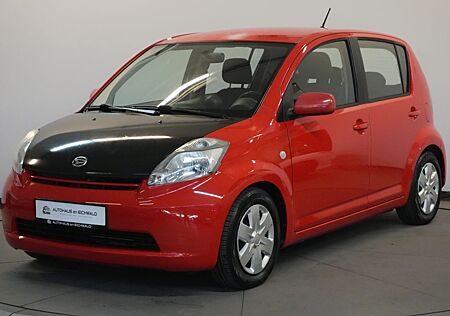 Daihatsu Sirion 1.3 Klima 2. Hand unfallfrei Winterräder